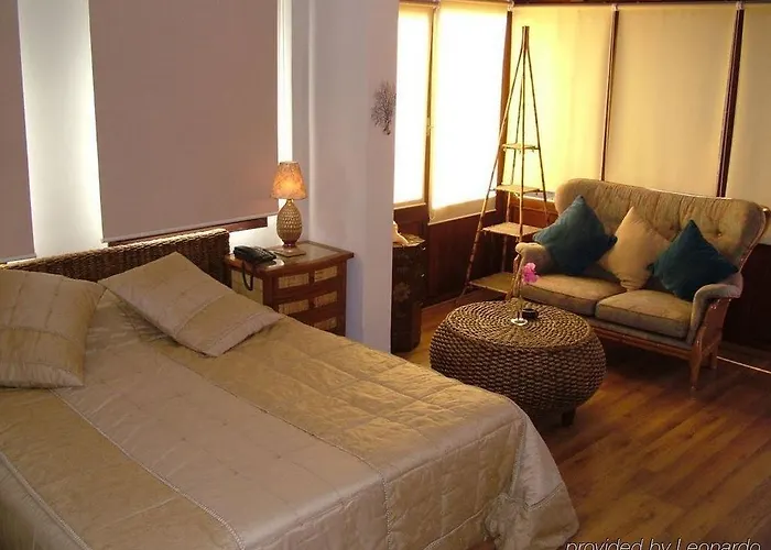 Ξενοδοχείο Nomia Boutique