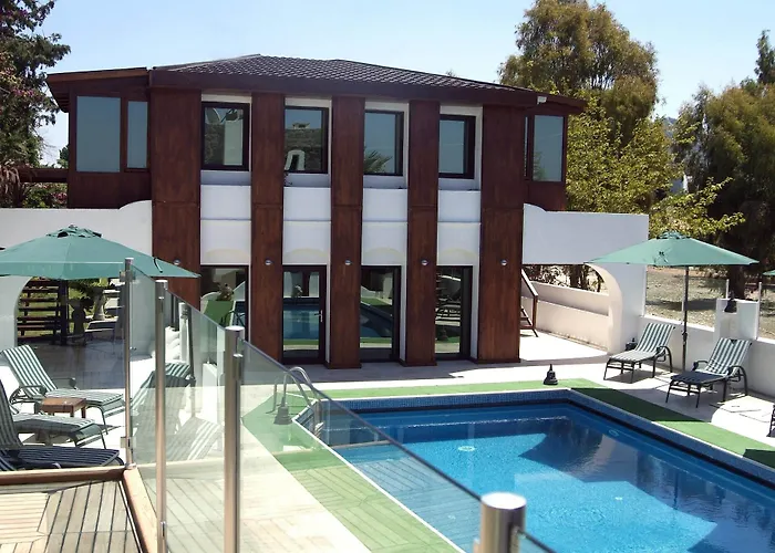 Ξενοδοχείο Nomia Boutique 3*