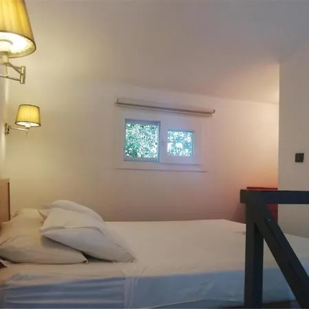 Nomia Boutique Hotel 3*